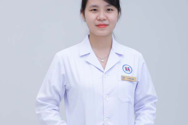 Bác sĩ Lý Thuỳ Linh