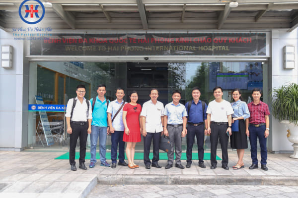 Đón tiếp đoàn đại biểu Bệnh viện đa khoa Hùng Vương- Tỉnh Phú Thọ