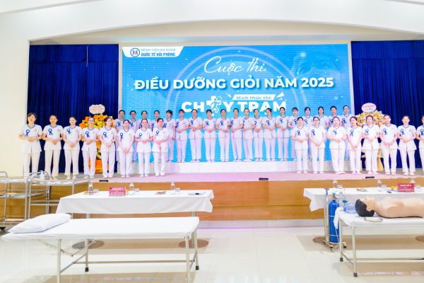 CUỘC THI ĐIỀU DƯỠNG GIỎI NĂM 2025 THEO HÌNH THỨC CHẠY TRẠM: KHÔNG NGỪNG CHUẨN HÓA CHUYÊN MÔN, NÂNG TẦM CHẤT LƯỢNG CHĂM SÓC NGƯỜI BỆNH
