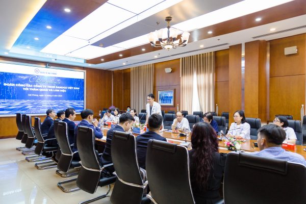ĐOÀN CÔNG TY TNHH SANDOZ VIỆT NAM THAM QUAN VÀ LÀM VIỆC
